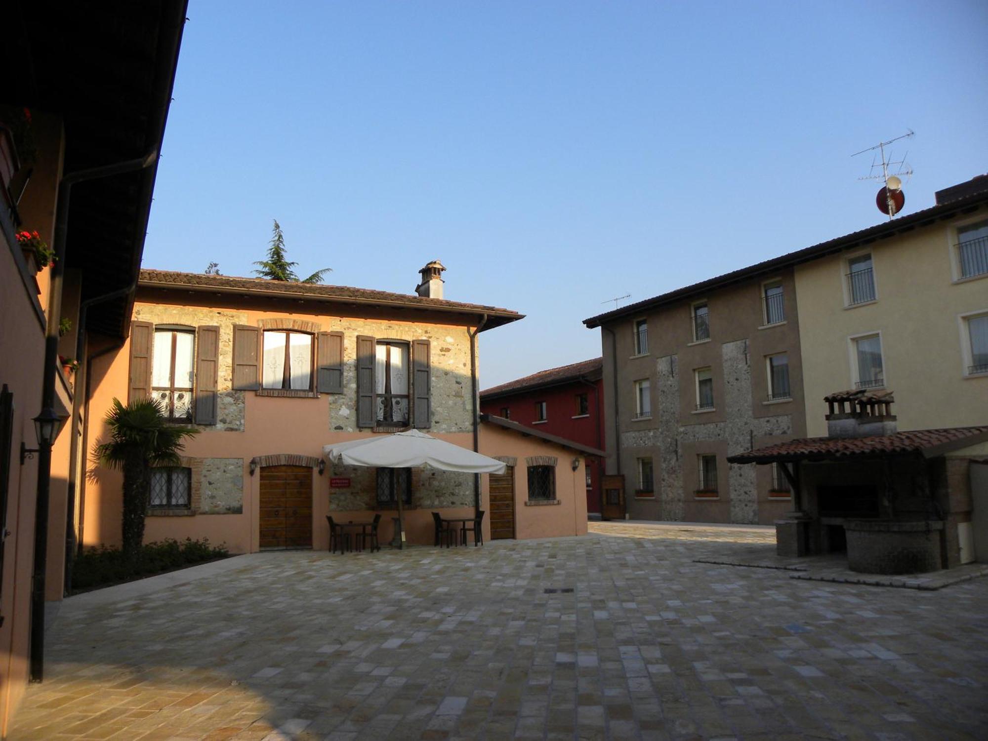 Agriturismo Feliciana Pozzolengo Exteriör bild